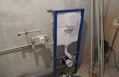 Монтаж инсталляции Grohe для подвесного унитаза на Снежной улице Свиблово