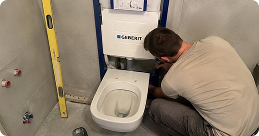 Установка подвесного унитаза с инсталляцией Geberit
